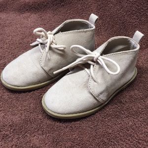 Old navy boys dress shoes size 7t